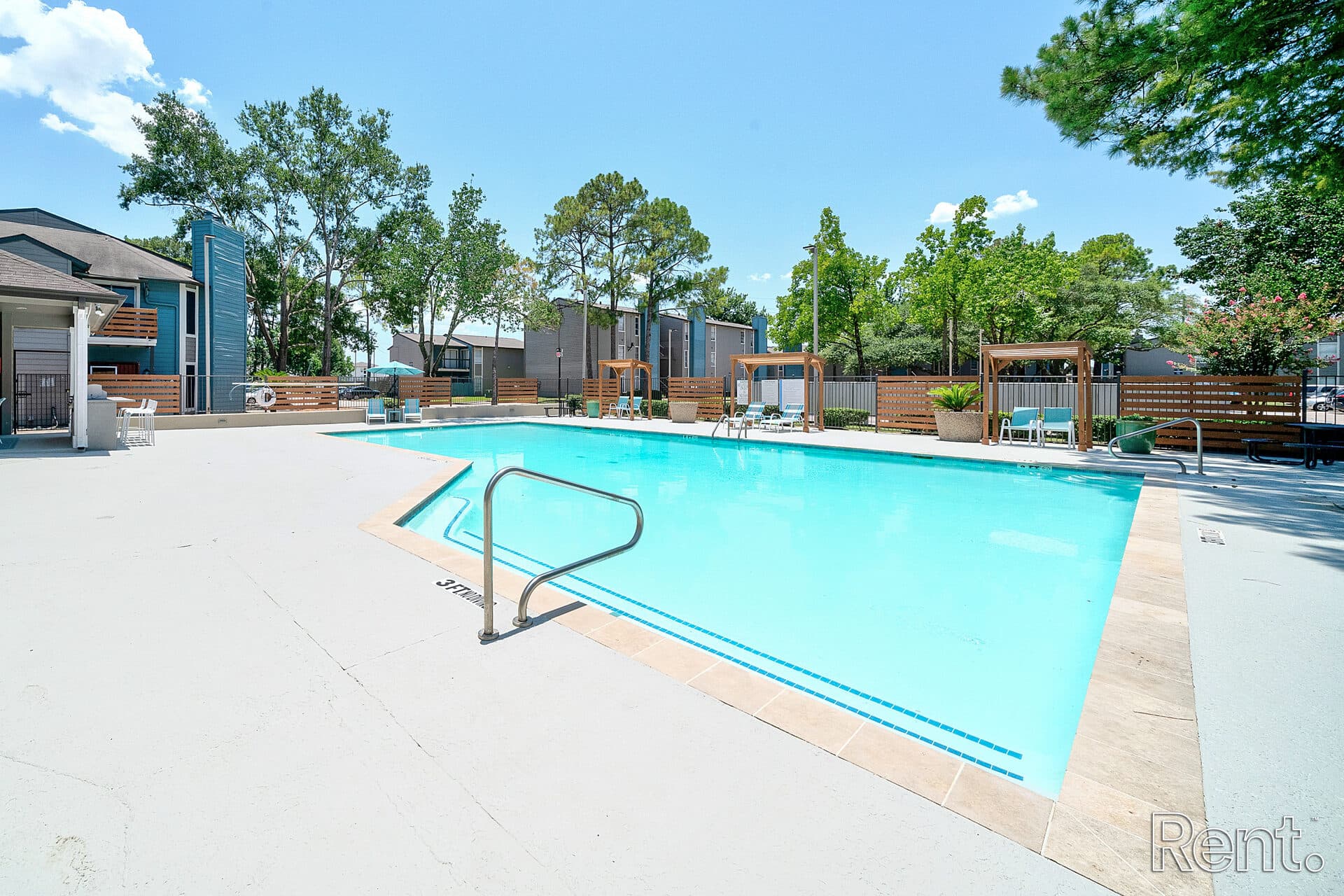 Cranbrook Forest resort-style pool